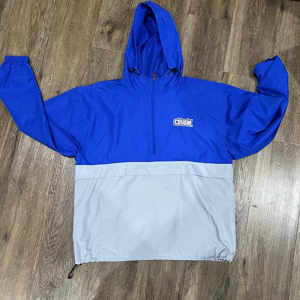 CSUSM wind breaker